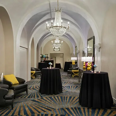 Courtyard By Marriott Boston Downtown-3
