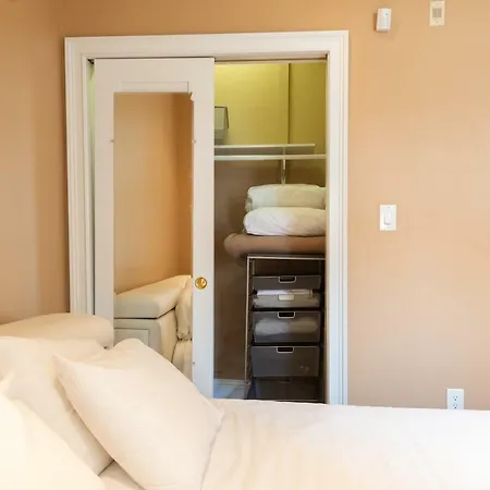 Pelicanstay In Boston Bay Village-3