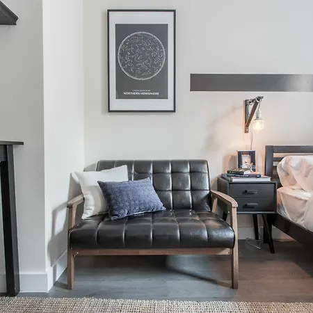 Posh Studio In Downtown Crossing By Sonder-3