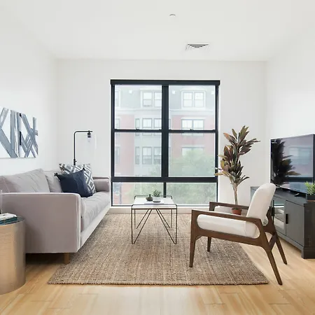 Bright 2Br In Seaport By Sonder-3