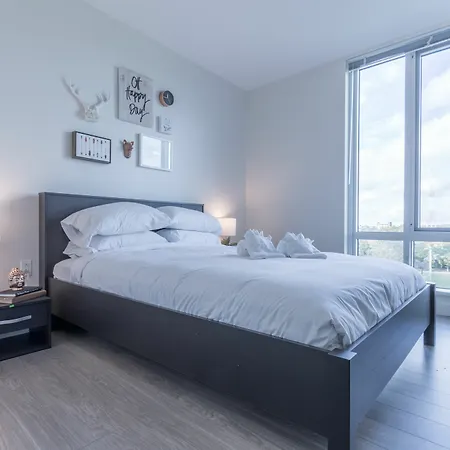 Panoramic 3Br In Allston By Sonder-3