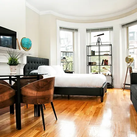 Posh Studio In Back Bay By Sonder-3