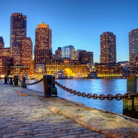 Global Luxury Suites South Boston-3