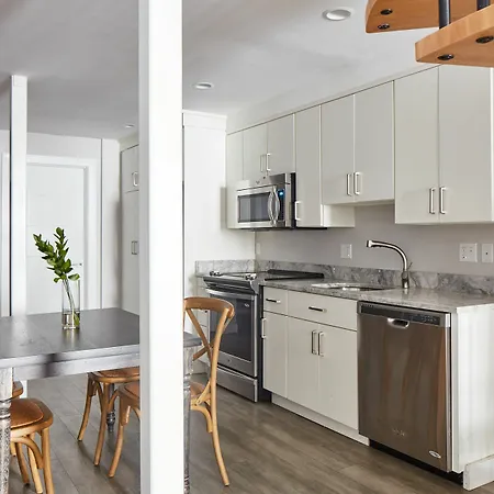Bi-Level 2Br In Downtown Crossing By Sonder-2