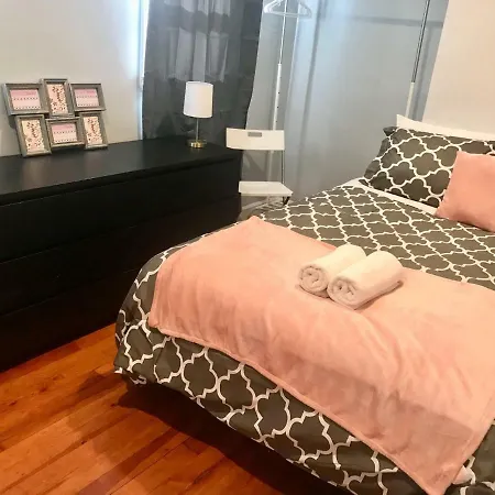 Clean Comfy Centrally Located Private Room-3