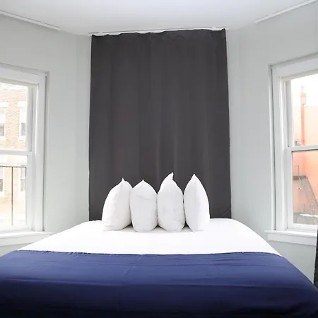 Stylish Studio On Newbury Street, #10-2