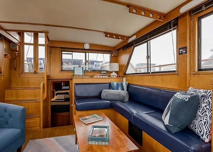 2Br Spacious & Comfy 43' Yacht - Heat & Ac - On The Freedom Trail - Best Nights Sleep