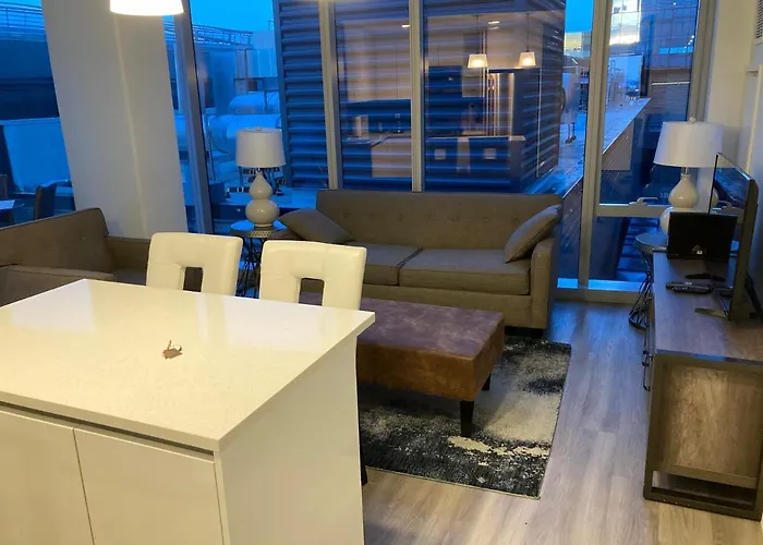 West End Corporate Lux 30 Day Rental