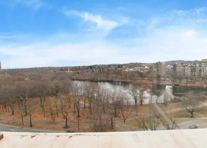 Outstanding Luxury 2Br 2Ba Apartment
