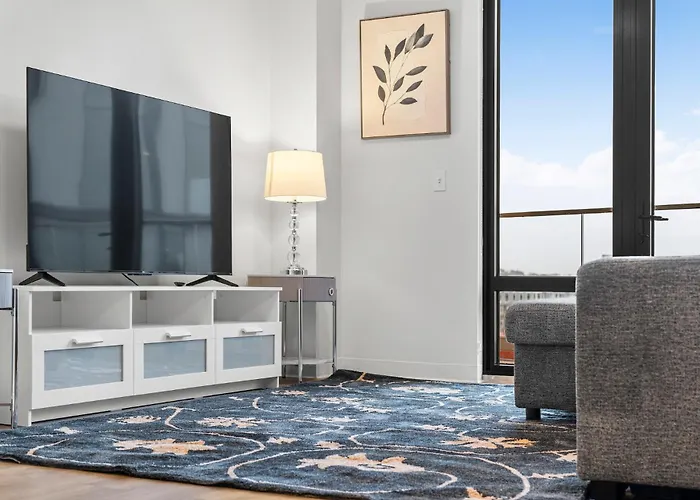 Furnished Luxury Apartment Next To Harvard Stadium