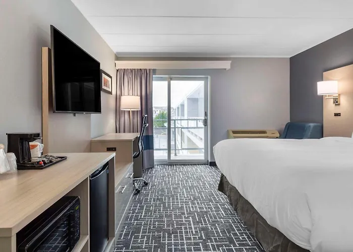 Comfort Inn Hyannis - Cape Cod