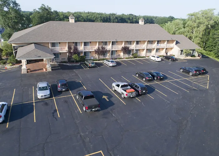 Hampton Falls Inn