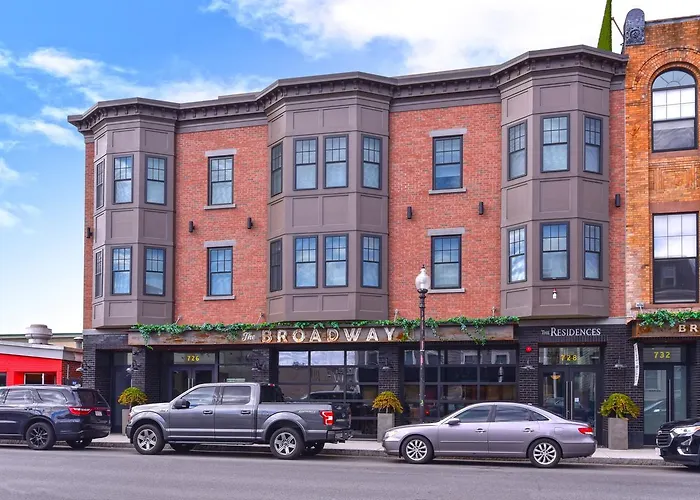 Global Luxury Suites South Boston