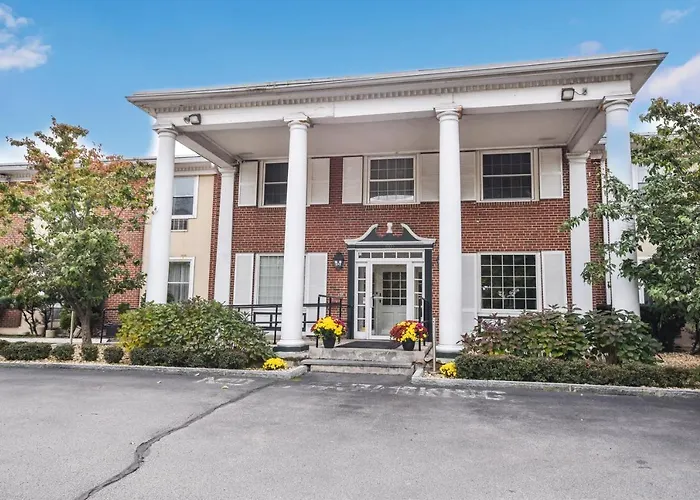 Charles River Inn