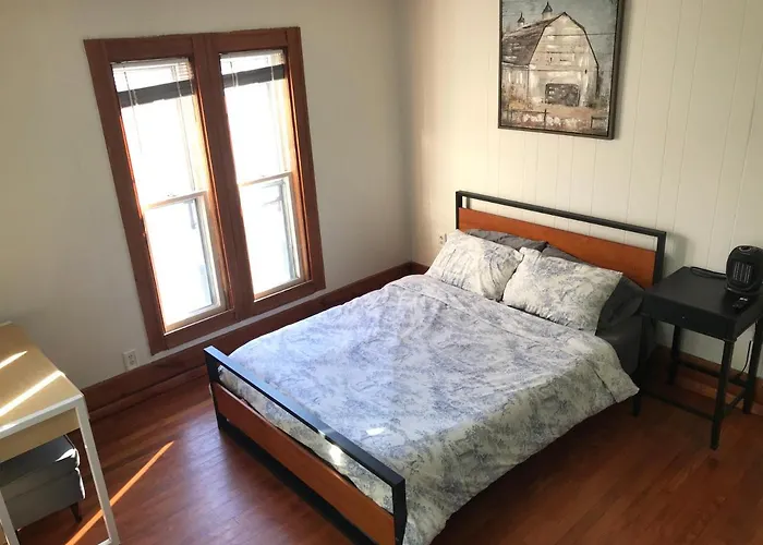 Trenton Street Homestay Boston