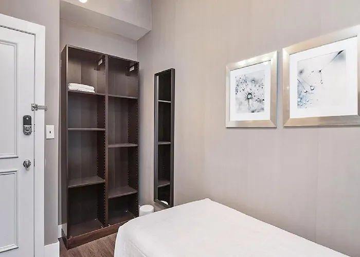 Suites At 143 Arlington Street